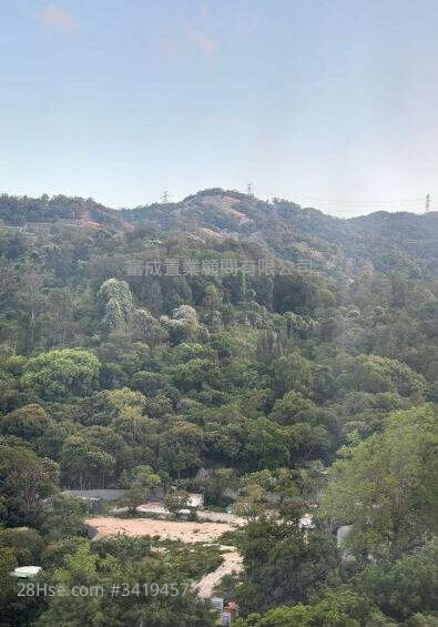 Wah Ming Est Sell 3 Bedrooms , 1 Bathroom 566 ft² ( 52.6 m² )