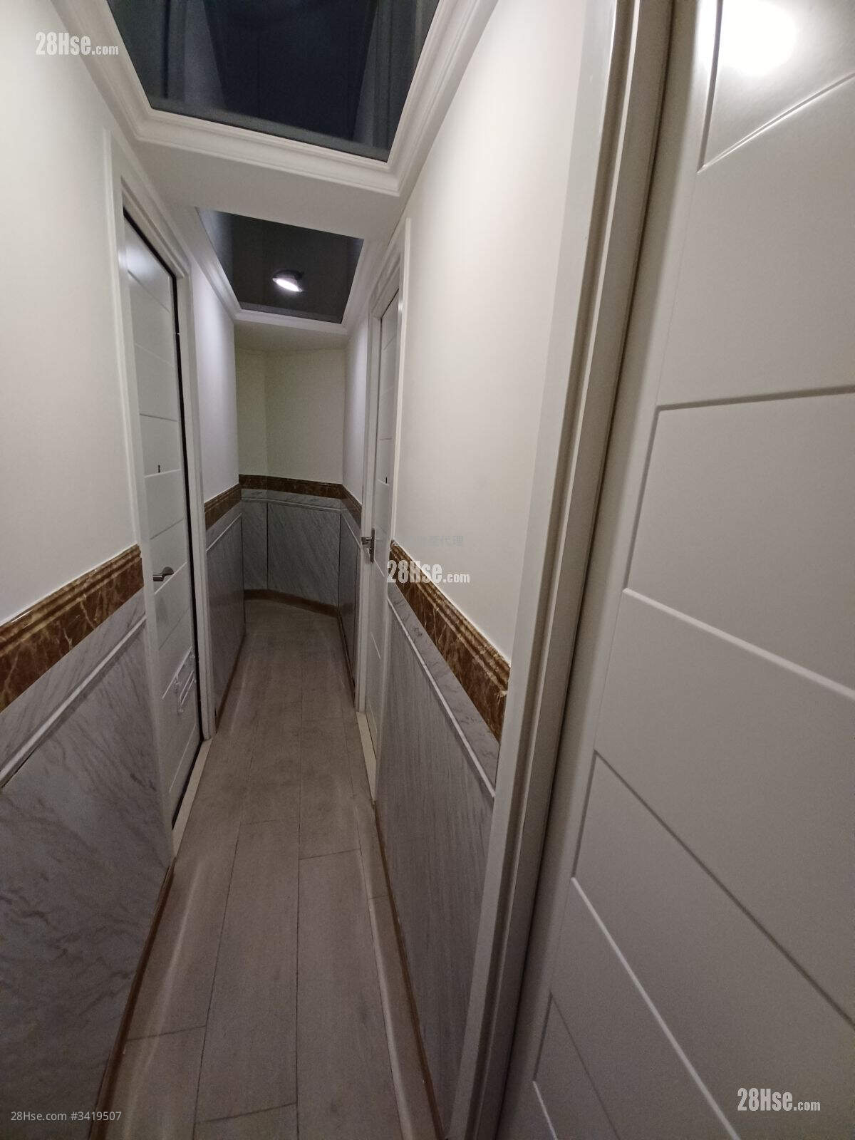 Victory Building Rental 126 ft² ( 11.7 m² )