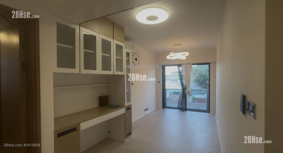 Park Hillcrest Rental 2 Bedrooms , 1 Bathroom 502 ft² ( 46.6 m² )