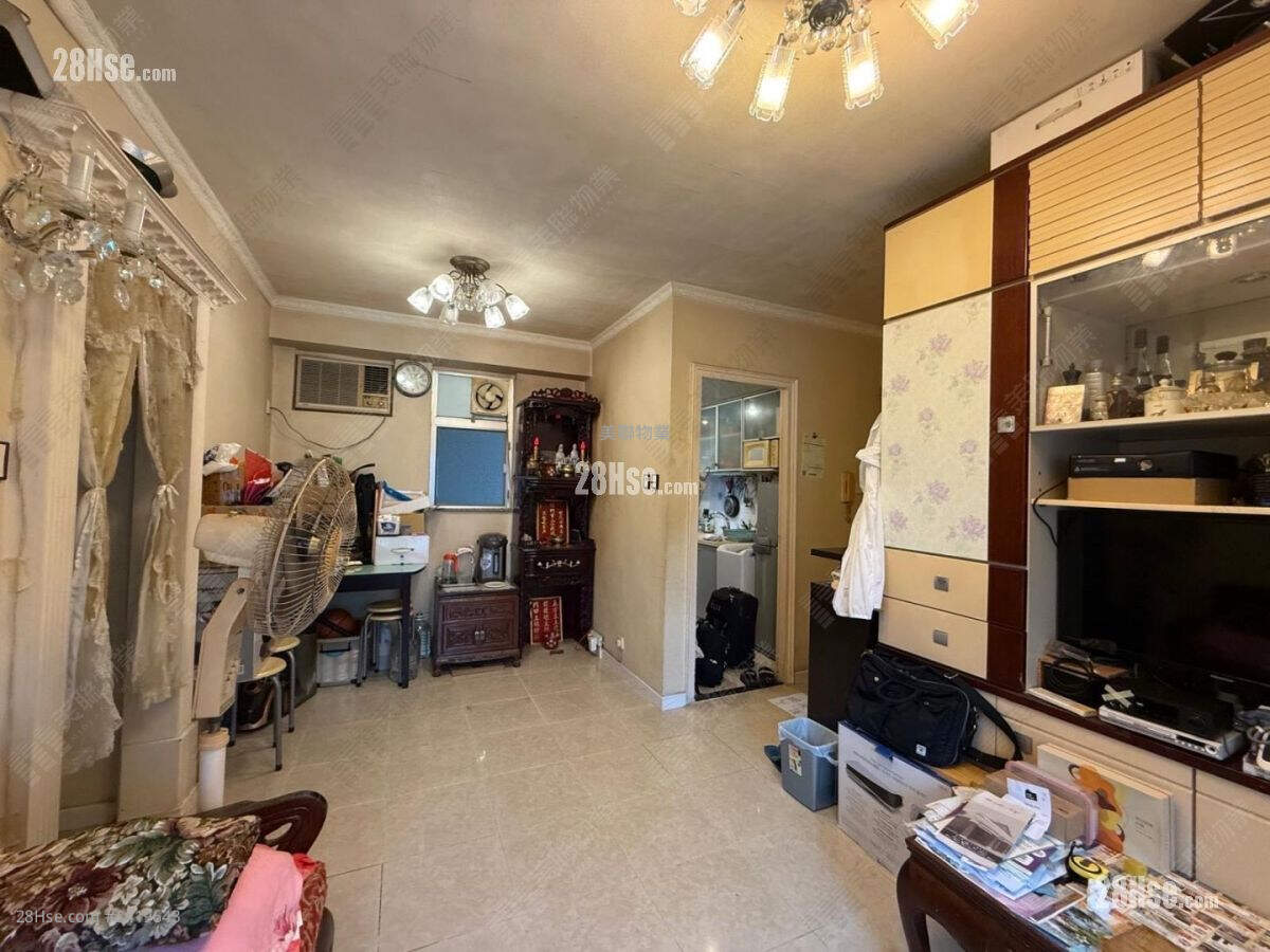 Harvest Garden Sell 3 Bedrooms 573 ft² ( 53.2 m² )