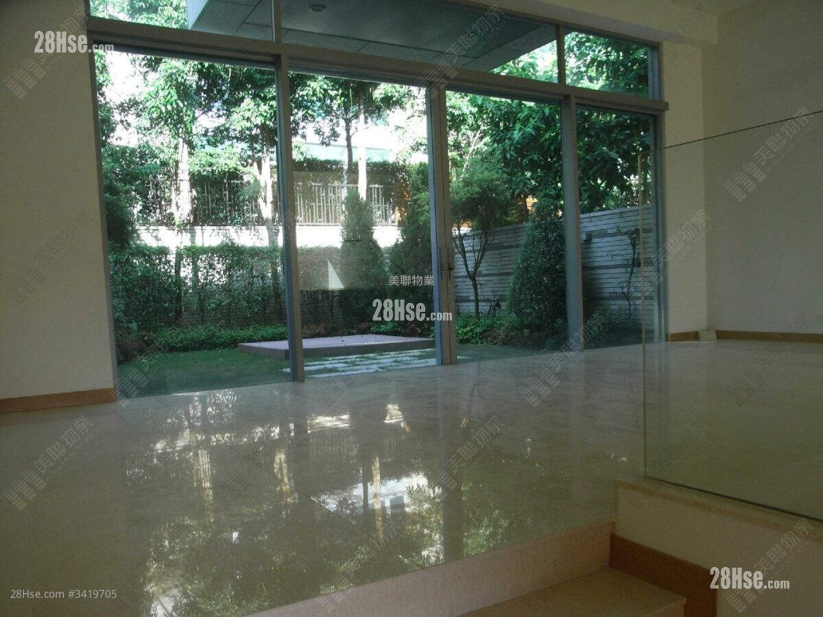 The Vineyard Sell 3 Bedrooms 2,238 ft² ( 207.9 m² )