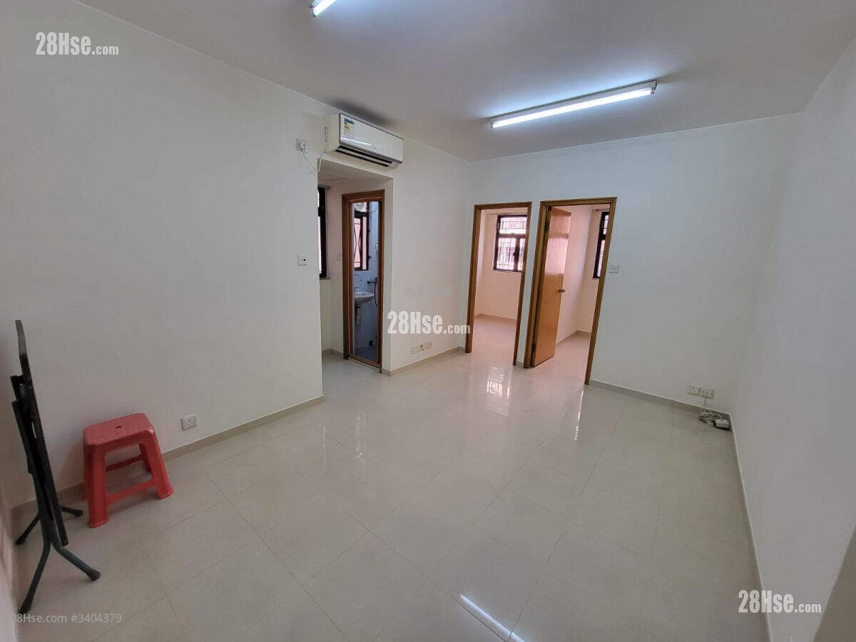 Luen Hong Apartments Rental 2 Bedrooms , 1 Bathroom 372 ft² ( 34.6 m² )