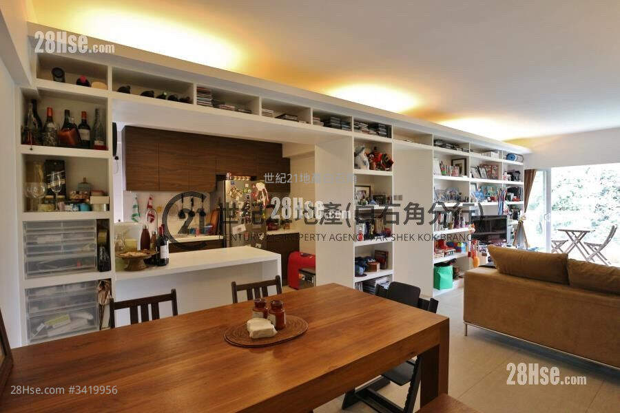 Savanna Garden Sell 958 ft² ( 89.0 m² )