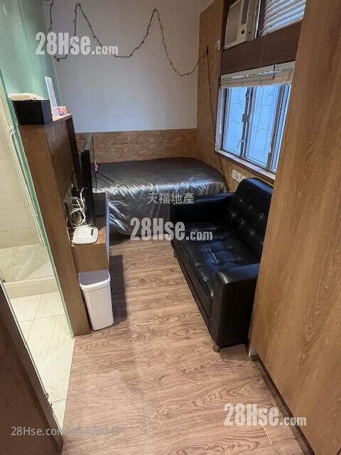 Kwong Sang Hong Building Rental Studio , 1 Bathroom 120 ft² ( 11.1 m² )