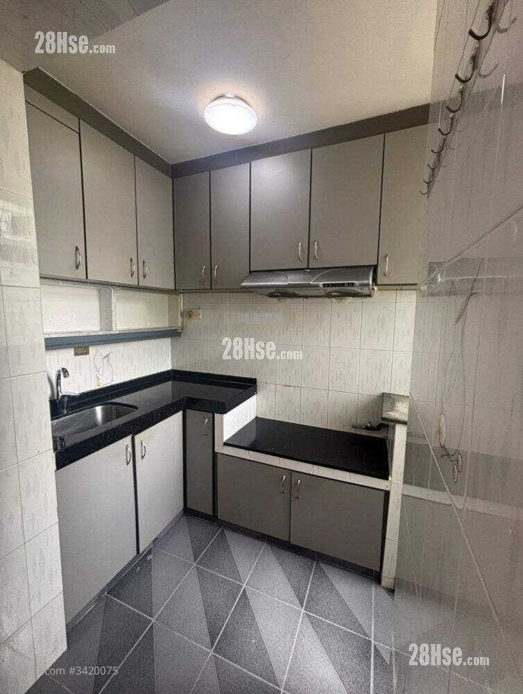 Yu Ming Court Rental 2 Bedrooms , 1 Bathroom 546 ft² ( 50.7 m² )
