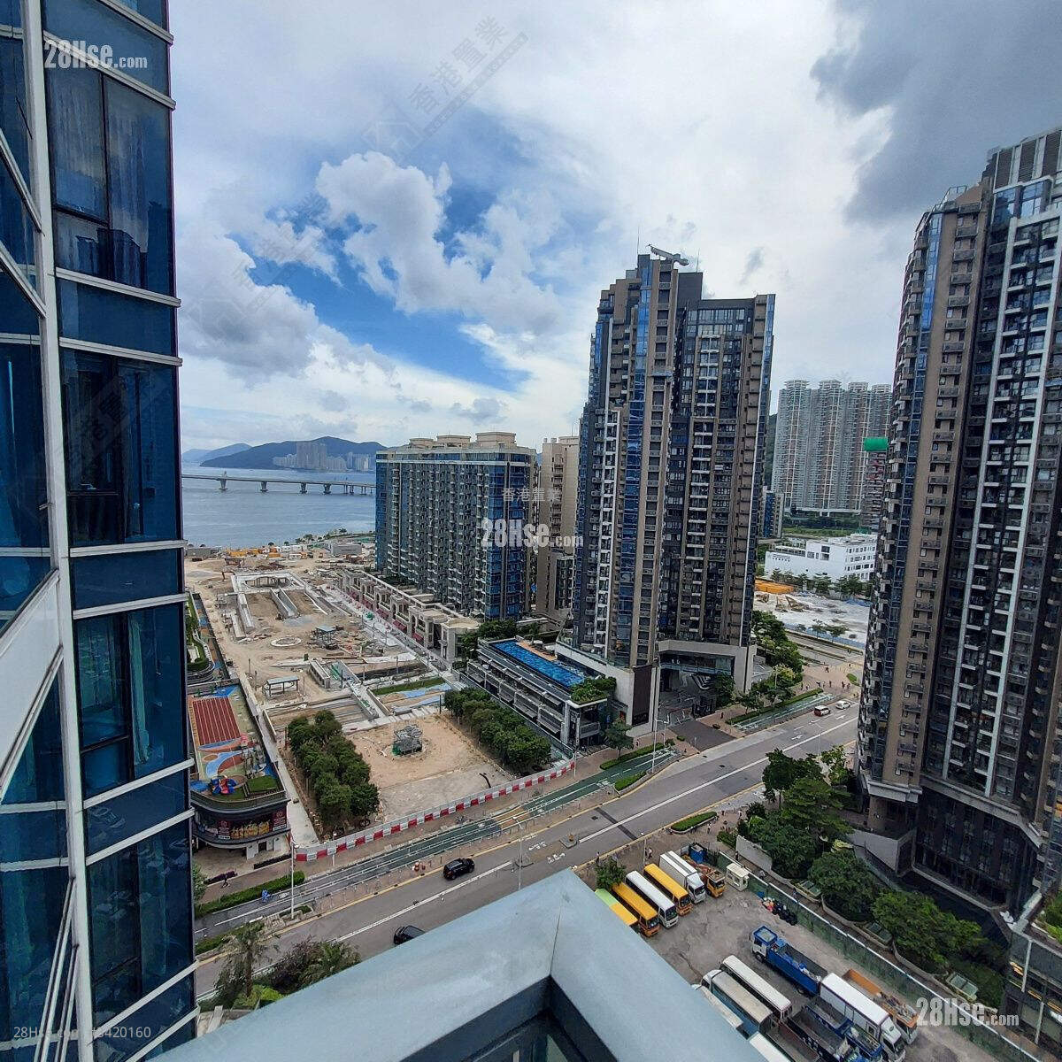 The Parkside Rental 3 Bedrooms , 2 Bathrooms 713 ft² ( 66.2 m² )
