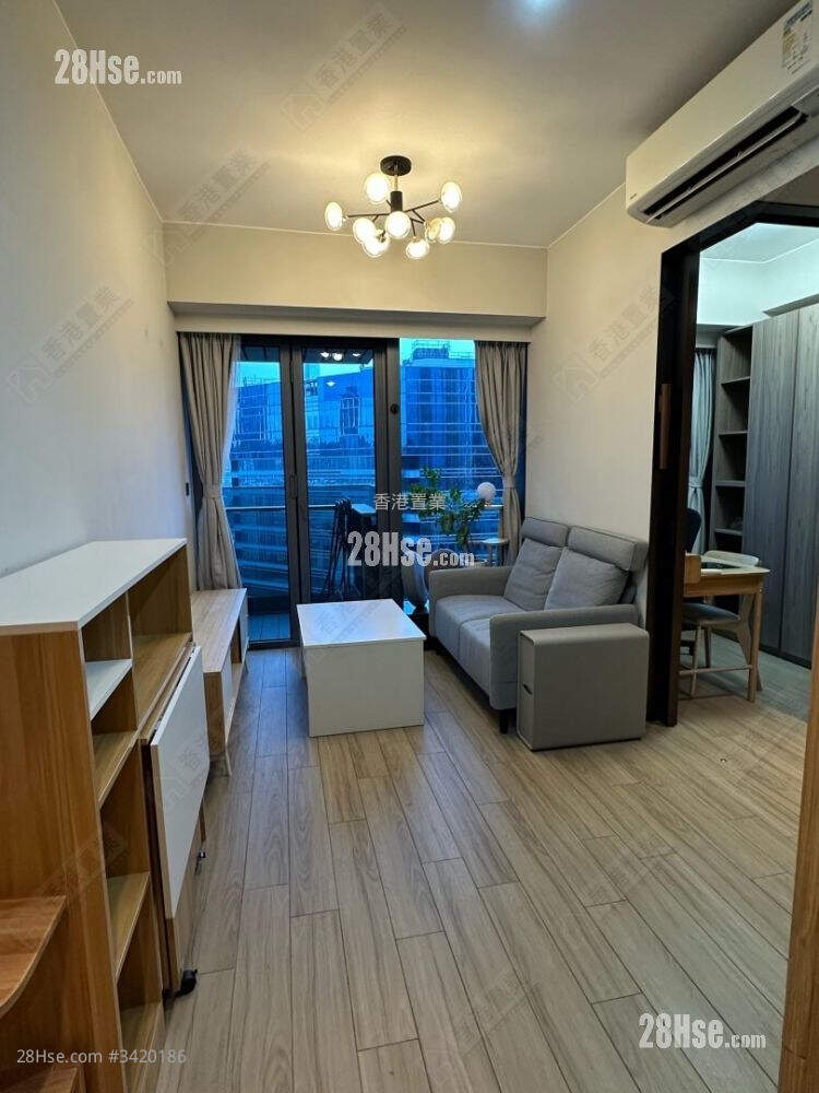 Cetus Square Mile Rental 417 ft² ( 38.7 m² )