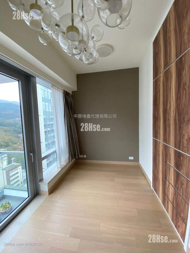 Island Residence Sell Studio , 1 Bathroom 271 ft² ( 25.2 m² )