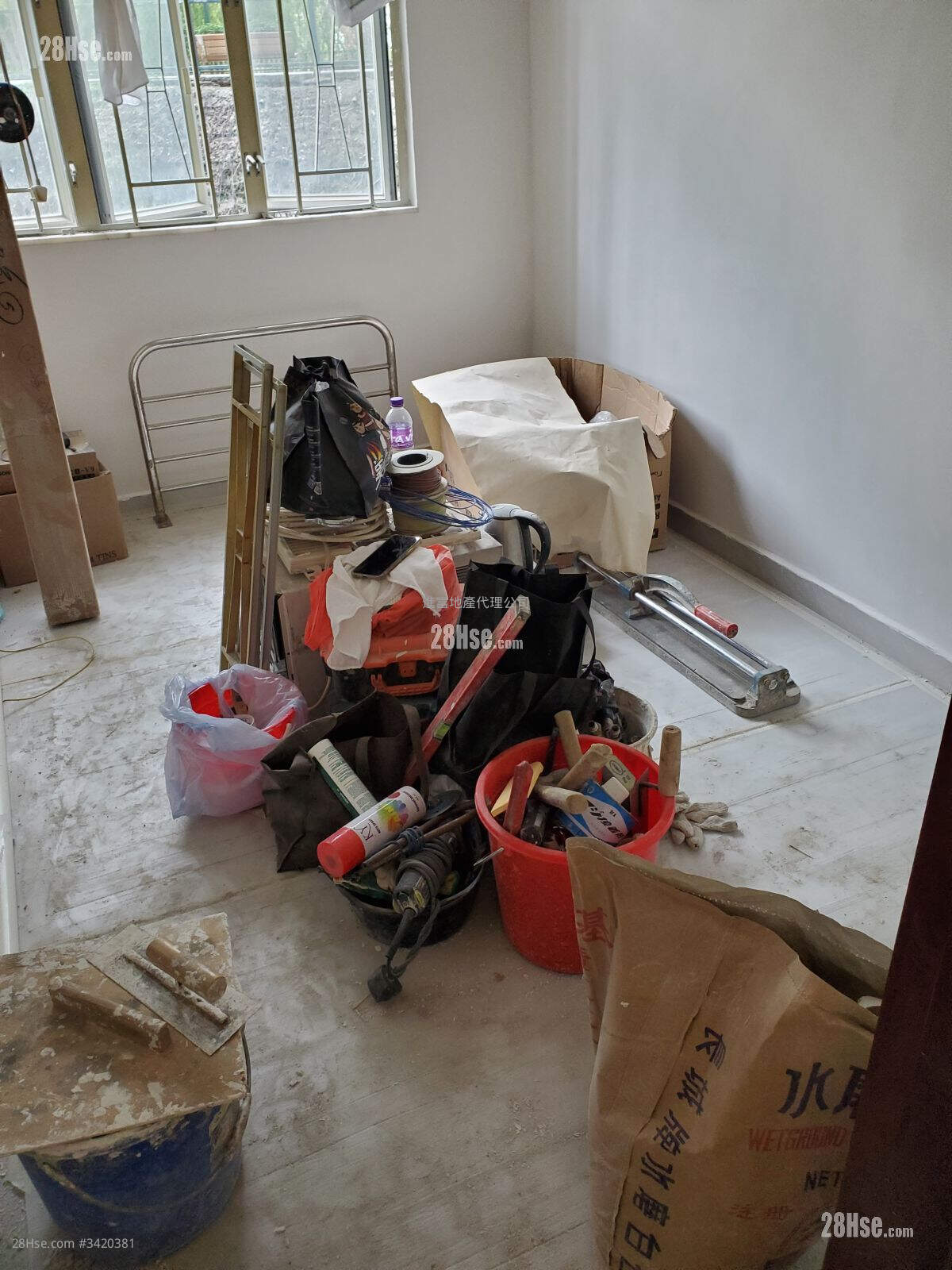 Kiu Fai Building Rental 3 Bedrooms , 1 Bathroom 467 ft² ( 43.4 m² )