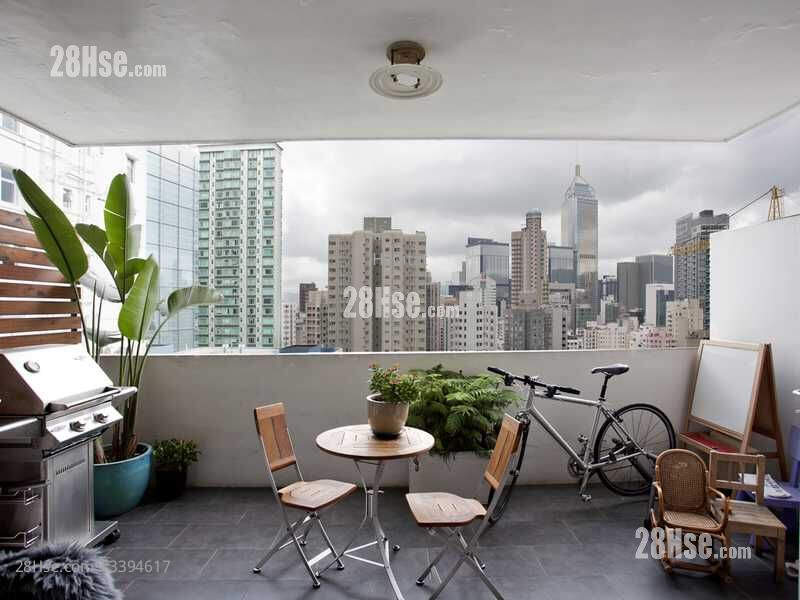 Man Yuen Sell 3 Bedrooms , 2 Bathrooms 1,669 ft² ( 155.1 m² )