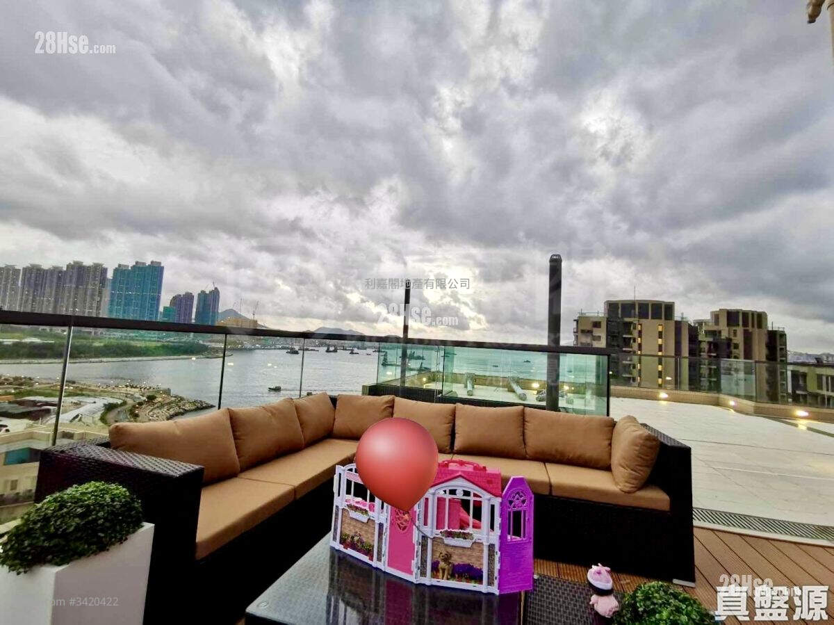 Alto Residences Sell 3 Bedrooms 676 ft² ( 62.8 m² )