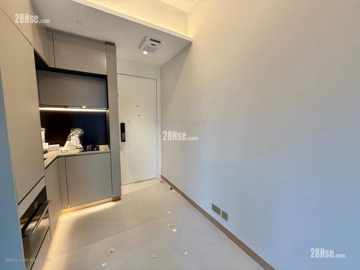 Baker Circle Euston Rental 1 Bedroom , 1 Bathroom 270 ft² ( 25.1 m² )