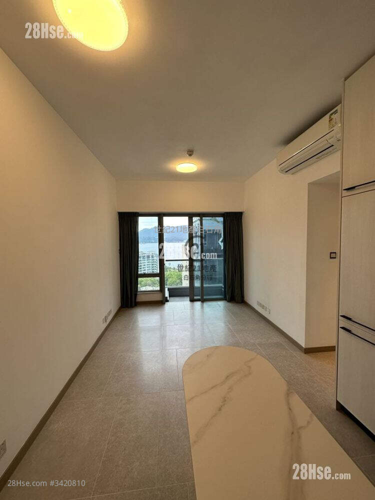 St Martin Rental 3 Bedrooms , 2 Bathrooms 564 ft² ( 52.4 m² )