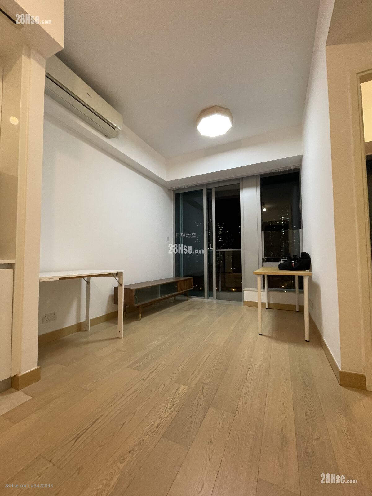 Savannah Rental 2 Bedrooms , 1 Bathroom 439 ft² ( 40.8 m² )