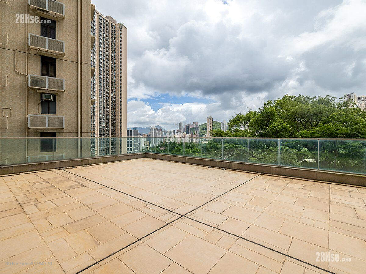 Broadwood Twelve Sell 4 Bedrooms , 3 Bathrooms 2,546 ft² ( 236.5 m² )