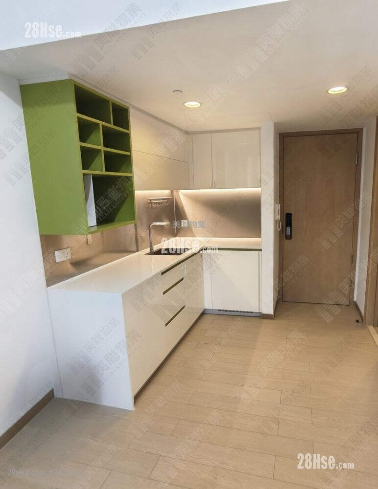 Ori Sell 1 Bathroom 264 ft² ( 24.5 m² )