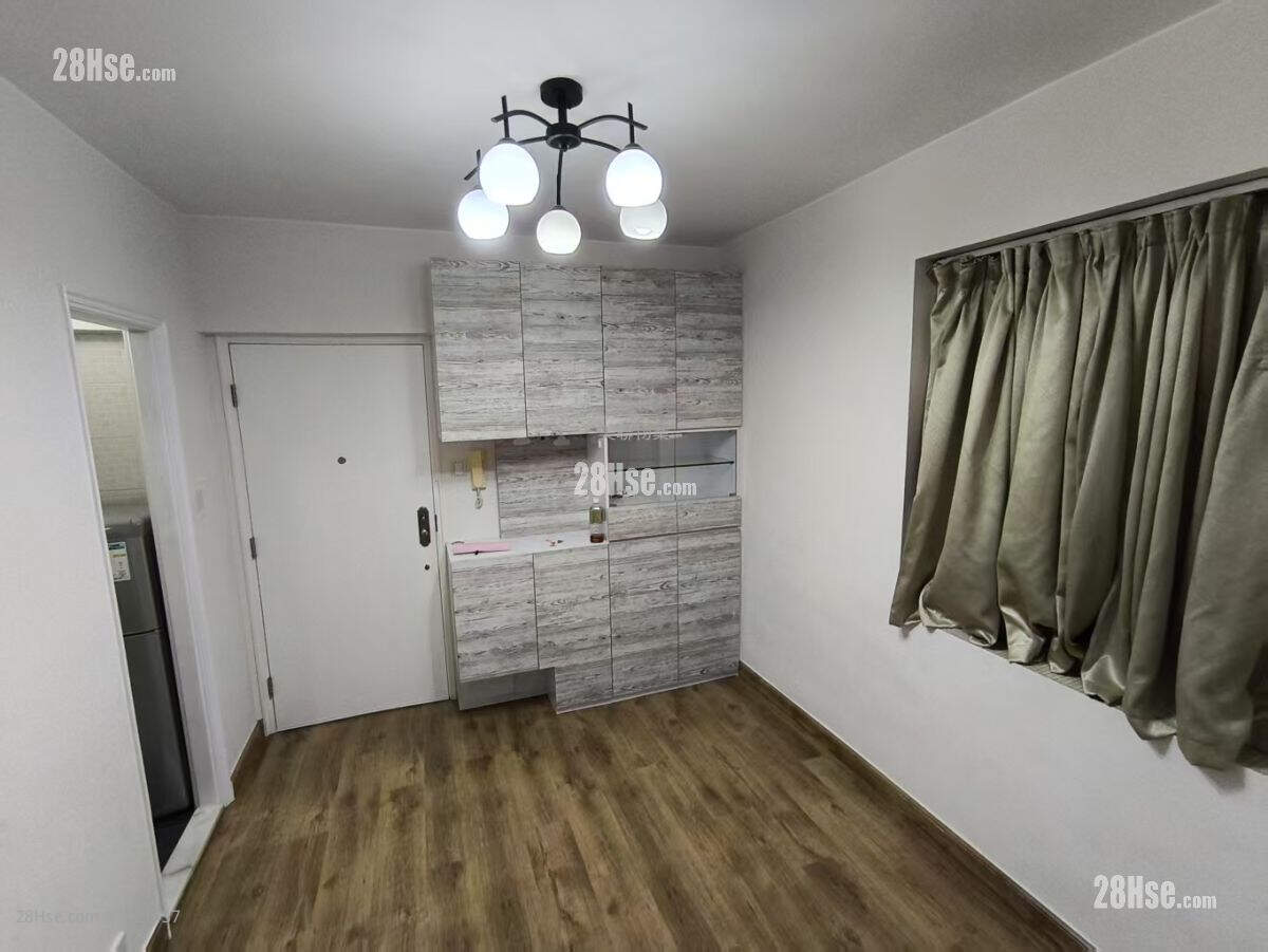 Springfield Garden Rental 1 Bedroom , 1 Bathroom 321 ft² ( 29.8 m² )