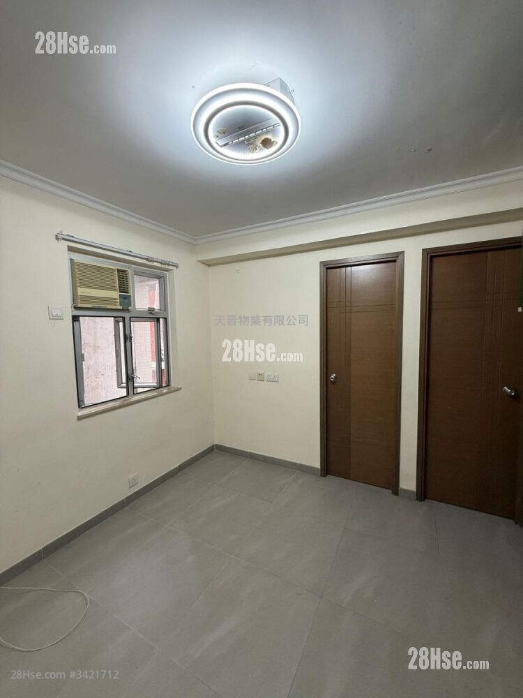 Wah Lai Mansion Rental 2 Bedrooms , 1 Bathroom 290 ft² ( 26.9 m² )