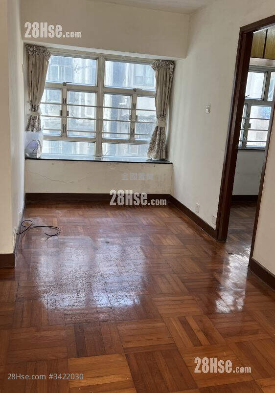 Jade Court Rental 2 Bedrooms , 1 Bathroom 410 ft² ( 38.1 m² )