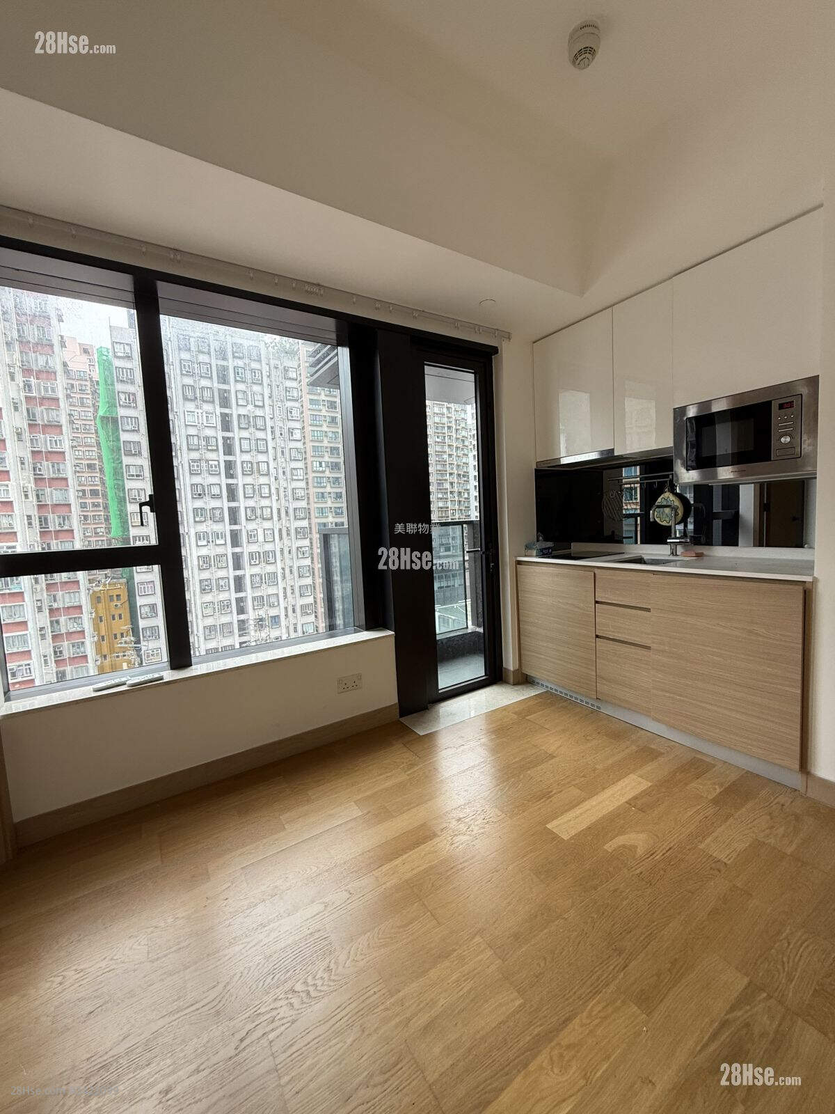 The Amused Sell 1 Bedroom 298 ft² ( 27.7 m² )