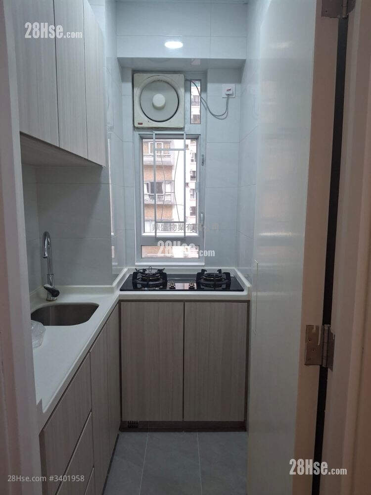 Mary Court Rental 2 Bedrooms , 1 Bathroom 354 ft² ( 32.9 m² )