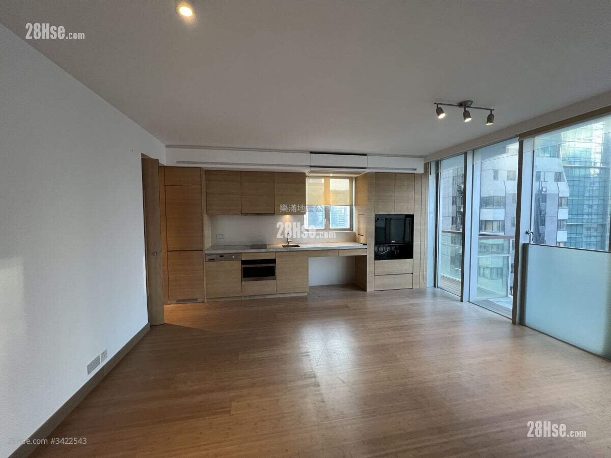 5 Star Street Rental 1 Bathroom 408 ft² ( 37.9 m² )