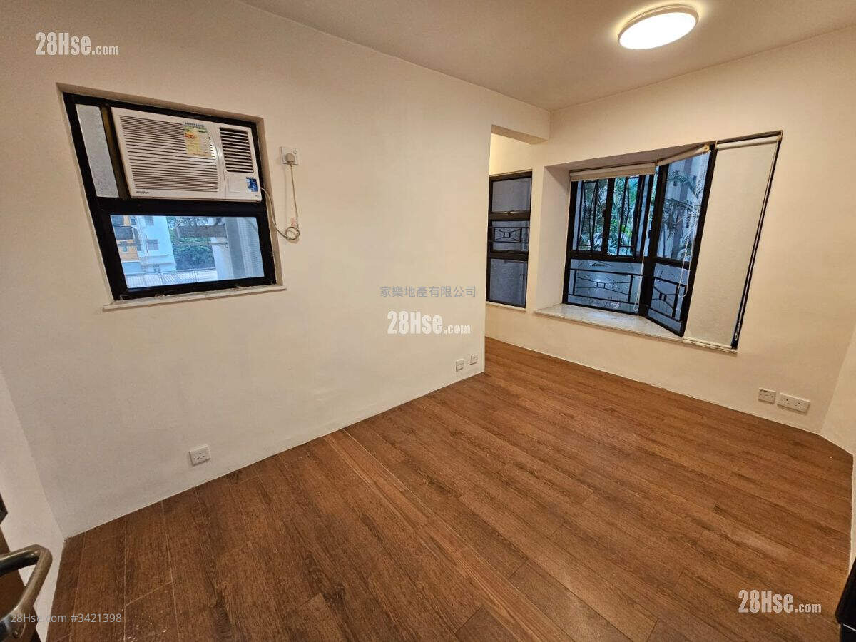 Shaukeiwan Plaza Rental 2 Bedrooms , 1 Bathroom 344 ft² ( 32.0 m² )