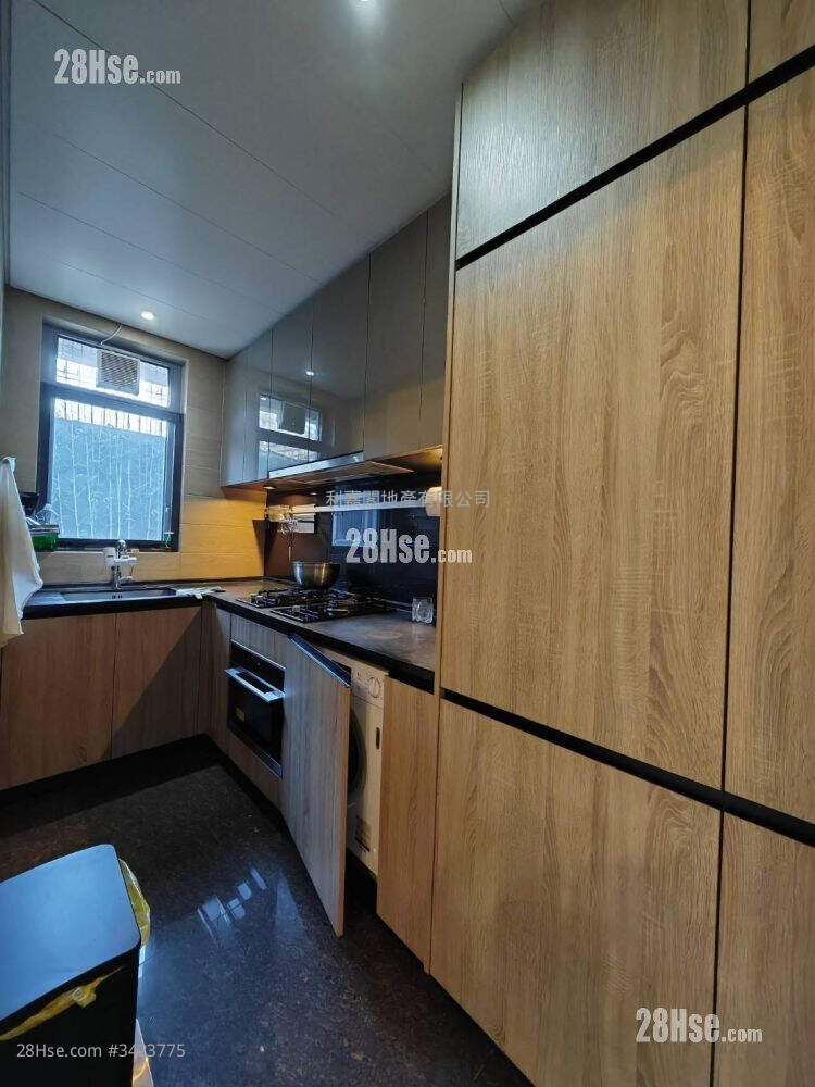 The Parkhill Sell 2 Bedrooms 479 ft² ( 44.5 m² )