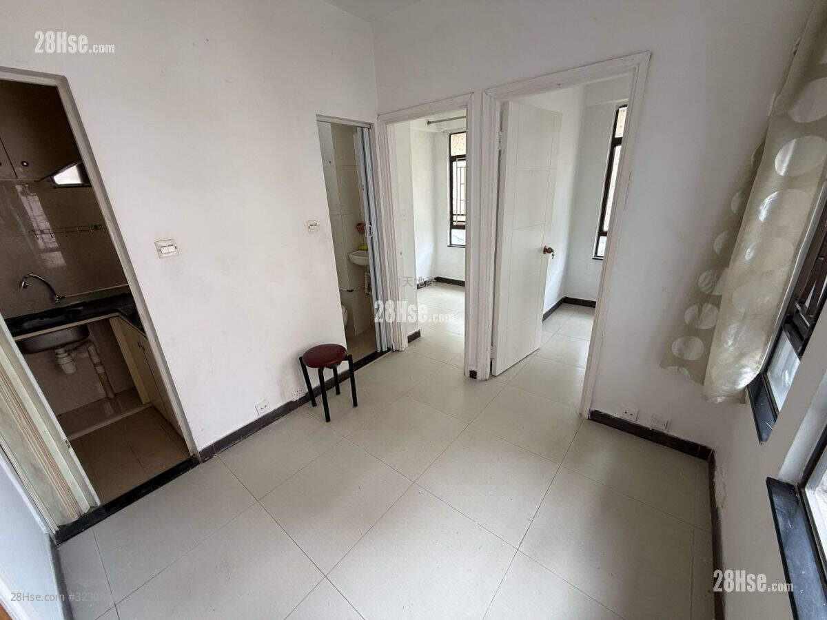 Glorydays Building Rental 2 Bedrooms , 1 Bathroom 227 ft² ( 21.1 m² )