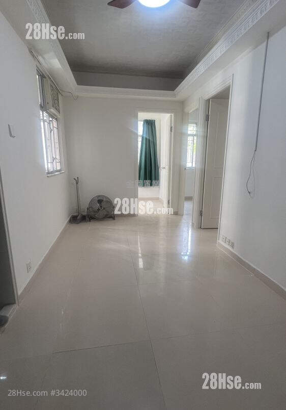 Wai Ching Mansion Rental 3 Bedrooms , 1 Bathroom 348 ft² ( 32.3 m² )