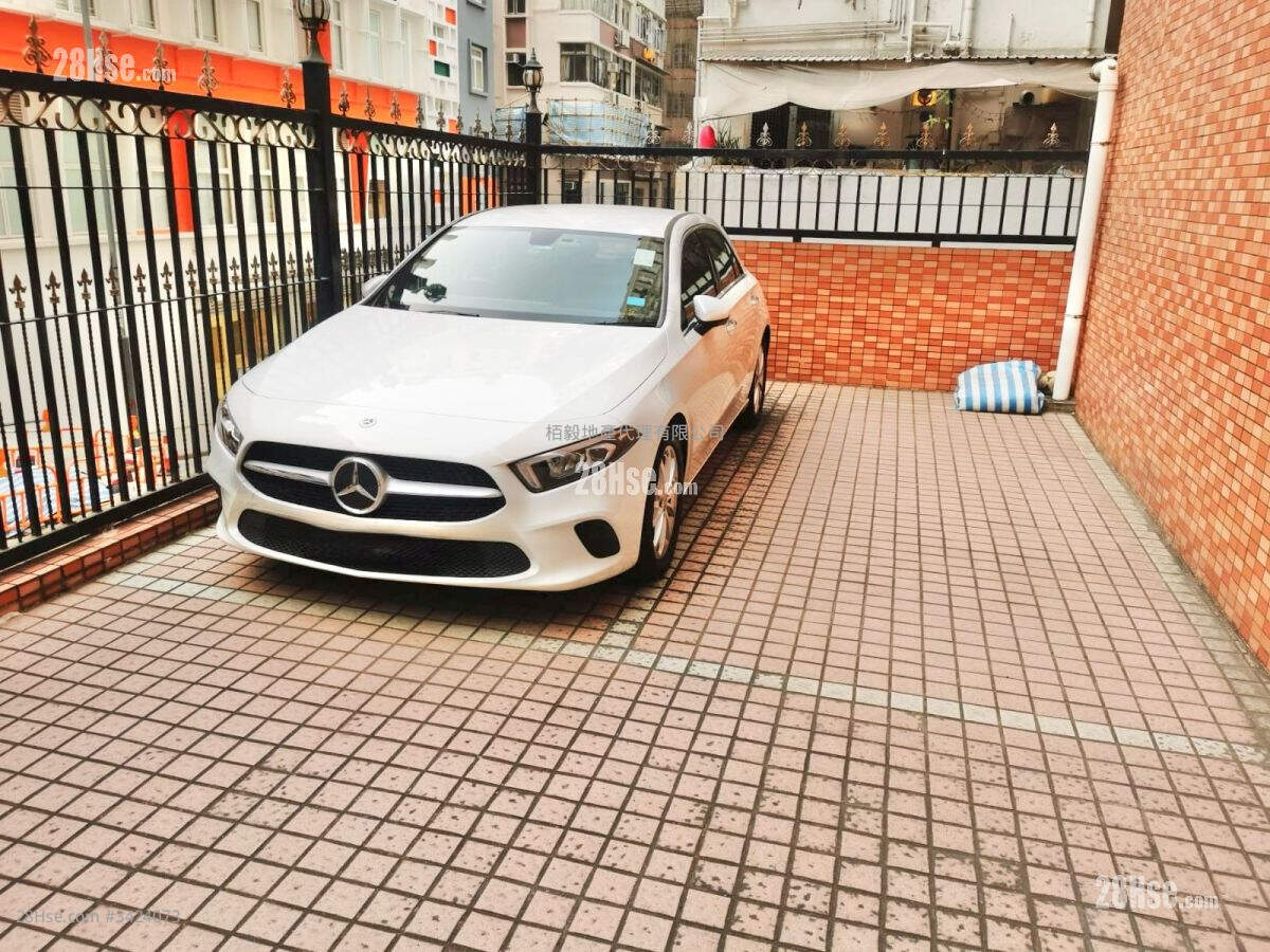 Kar Man Court Rental