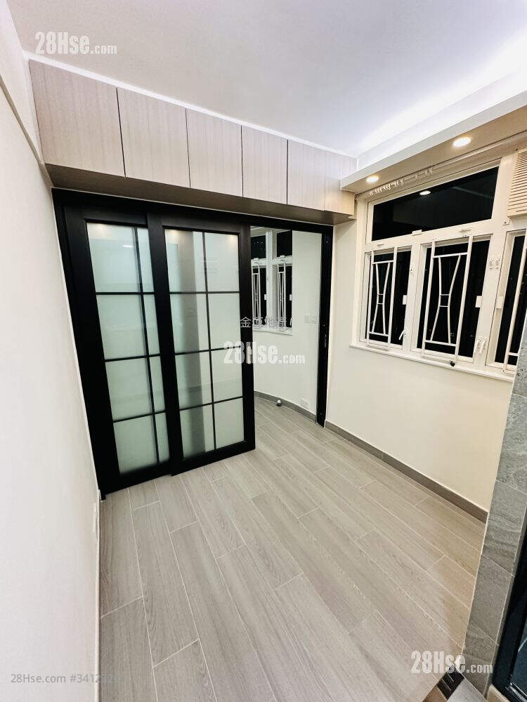 New Pei Ho Building Rental 180 ft² ( 16.7 m² )