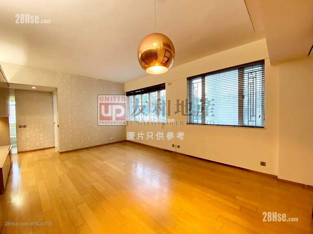 Duke Garden Rental 3 Bedrooms , 2 Bathrooms 985 ft² ( 91.5 m² )