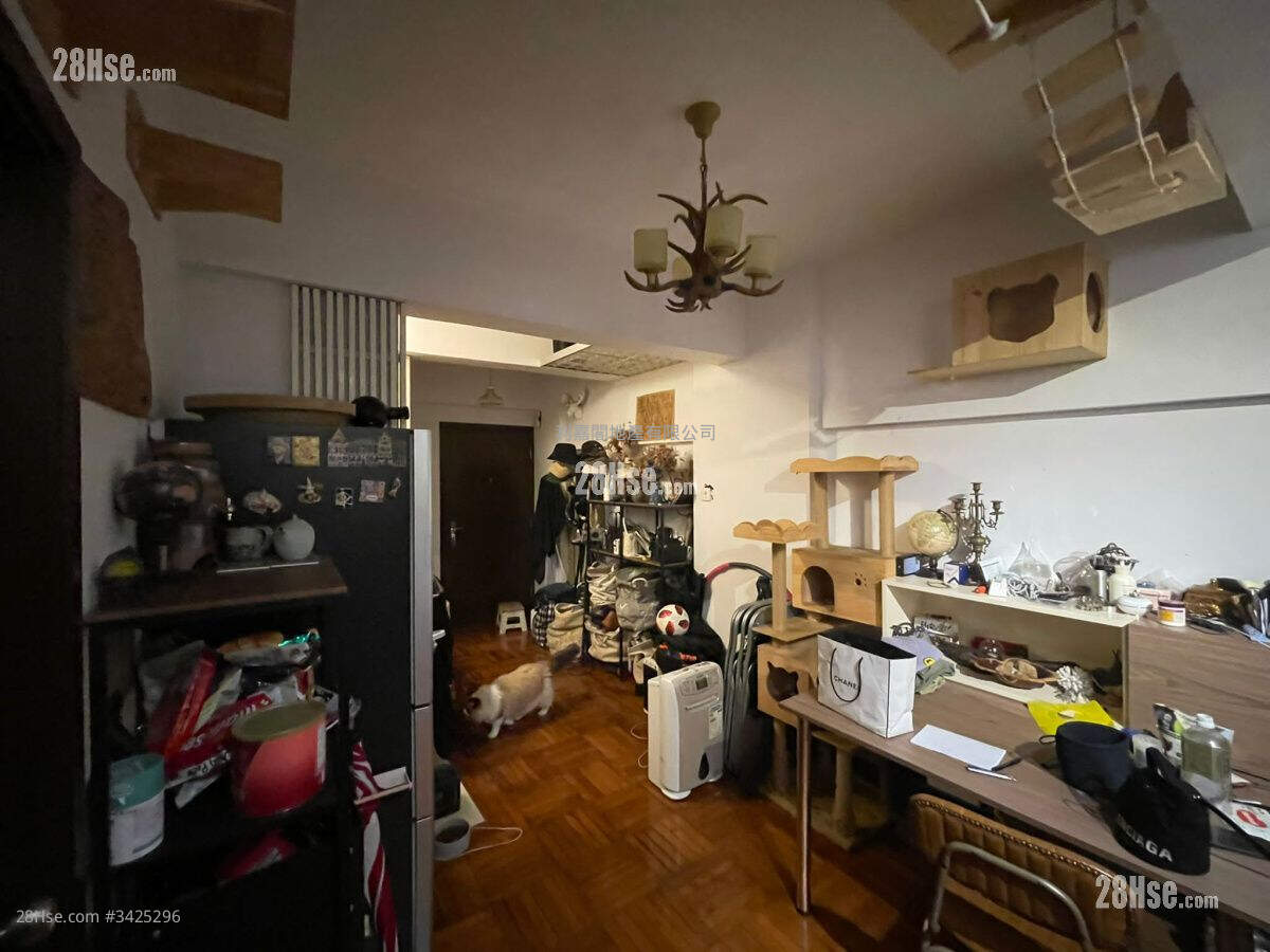Boundary Building Sell 2 Bedrooms , 1 Bathroom 396 ft² ( 36.8 m² )