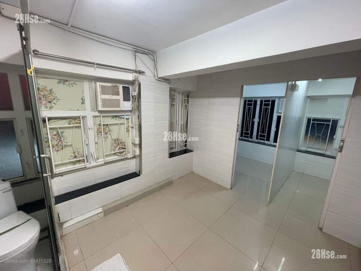 On Wo Gardens Rental 2 Bedrooms , 1 Bathroom 300 ft² ( 27.9 m² )