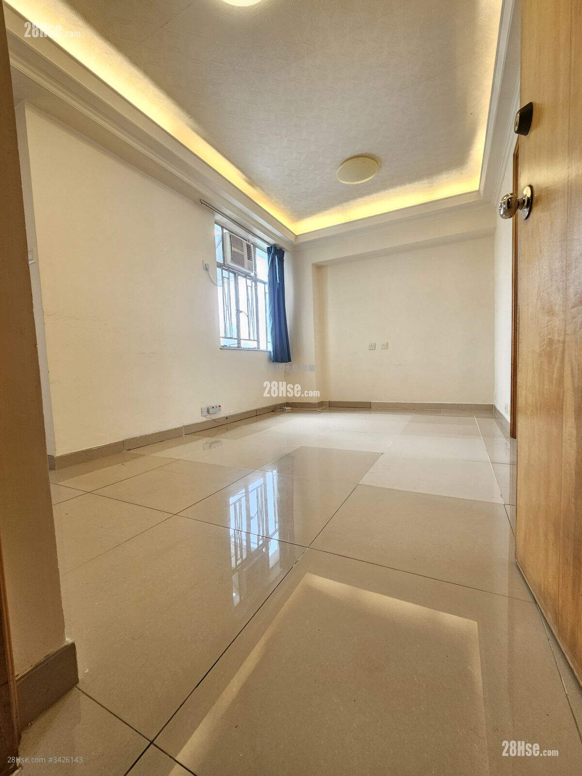 8 Fuk Wa Street Rental 2 Bedrooms , 1 Bathroom 332 ft² ( 30.8 m² )