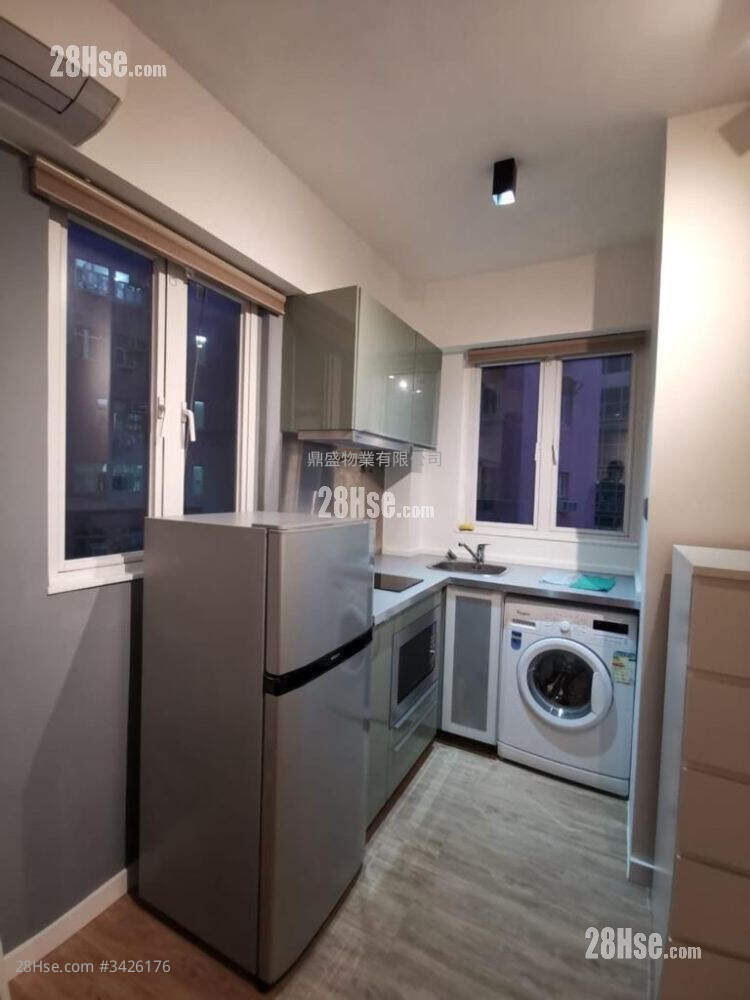 Chuen Fung Building Rental 1 Bedroom , 1 Bathroom 297 ft² ( 27.6 m² )