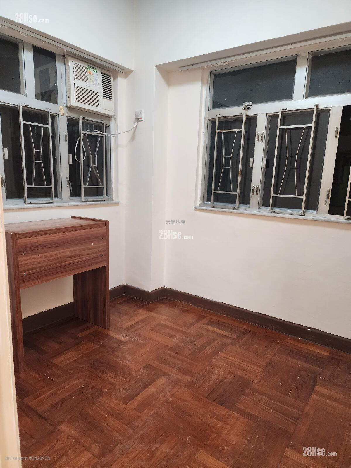 Cosmopolitan Estate Rental 2 Bedrooms , 1 Bathroom 345 ft² ( 32.1 m² )