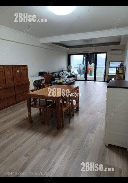 Greenwood Terrace Rental 1,381 ft² ( 128.3 m² )