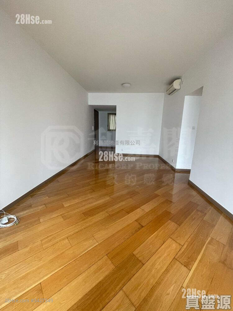 The Visionary Rental 3 Bedrooms , 2 Bathrooms 962 ft² ( 89.4 m² )
