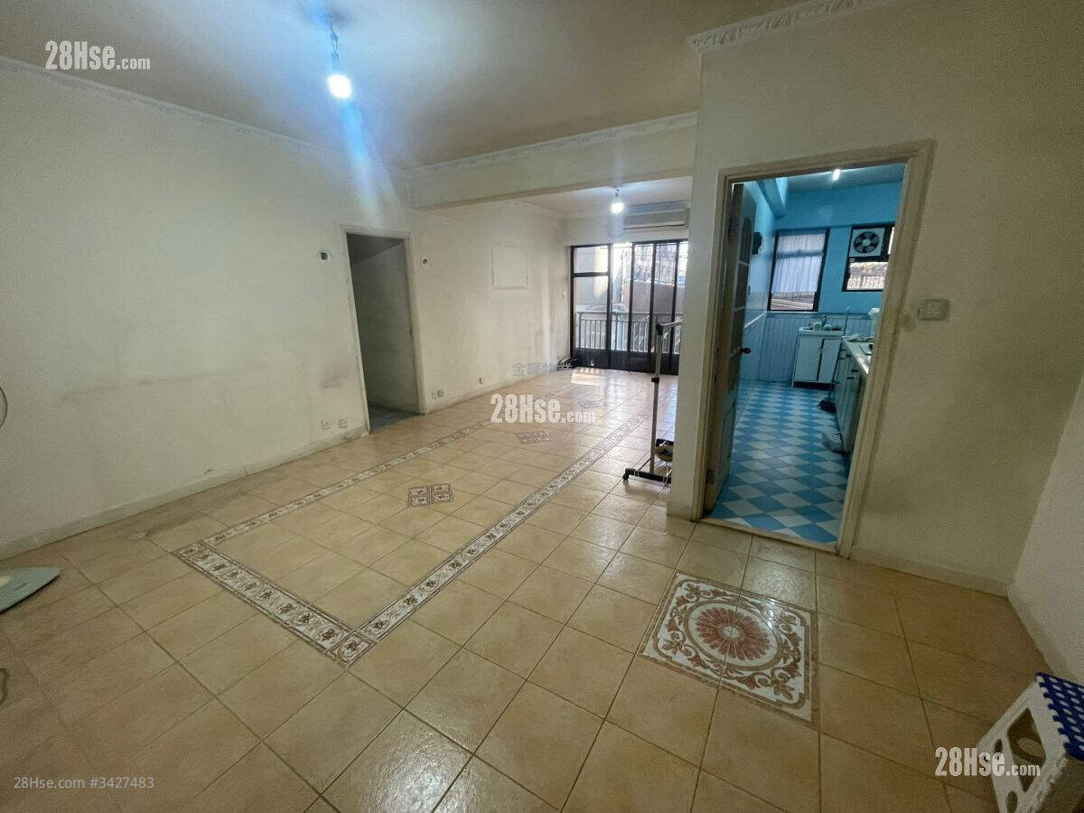 Rhine Court Sell 3 Bedrooms , 1 Bathroom 1,008 ft² ( 93.6 m² )