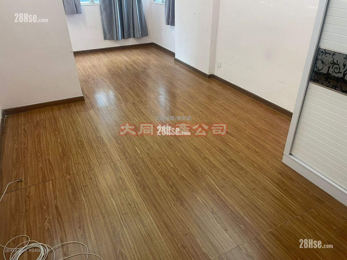 Cosmopolitan Estate Rental 1 Bedroom , 1 Bathroom 288 ft² ( 26.8 m² )