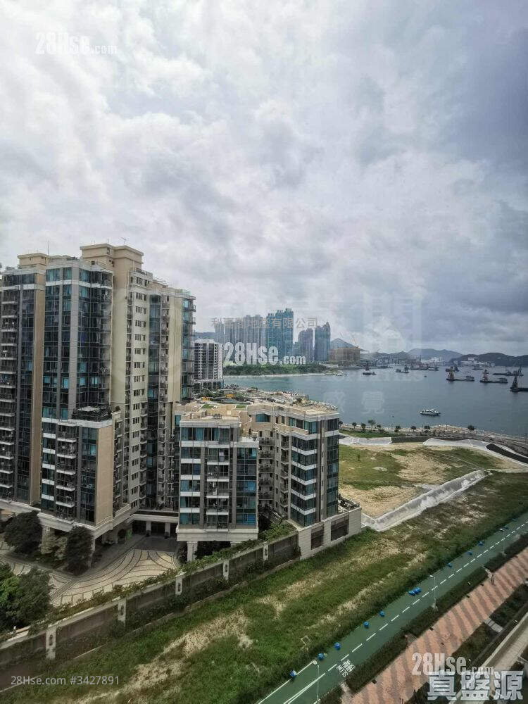 Alto Residences Sell 3 Bedrooms , 2 Bathrooms 676 ft² ( 62.8 m² )