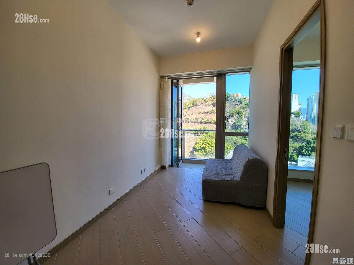 Madison Park Sell 1 Bedroom , 1 Bathroom 302 ft² ( 28.1 m² )