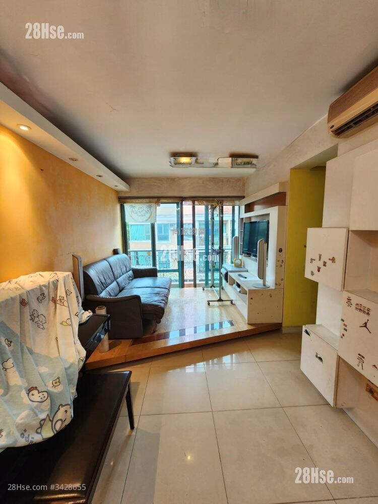 Imperial Villas Sell 3 Bedrooms , 2 Bathrooms 663 ft² ( 61.6 m² )