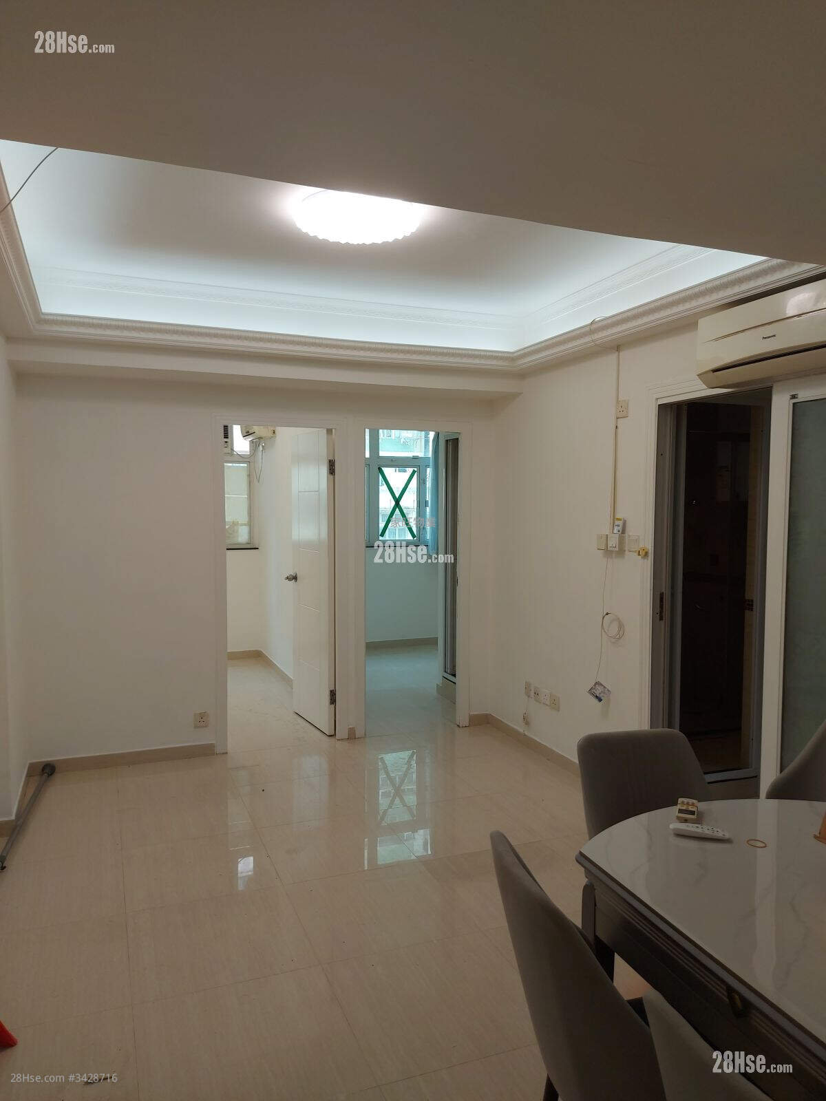 Cheung Hing Building Rental 3 Bedrooms , 2 Bathrooms 483 ft² ( 44.9 m² )