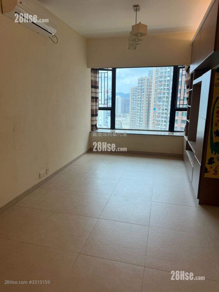 Castello Rental 2 Bedrooms , 1 Bathroom 547 ft² ( 50.8 m² )