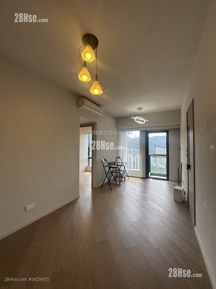 The Pavilia Farm Rental 3 Bedrooms , 2 Bathrooms 668 ft² ( 62.1 m² )