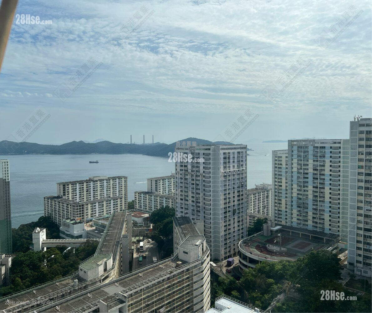 华富阁 租盘 3 房 479 平方尺 ( 44.5 平方米 )