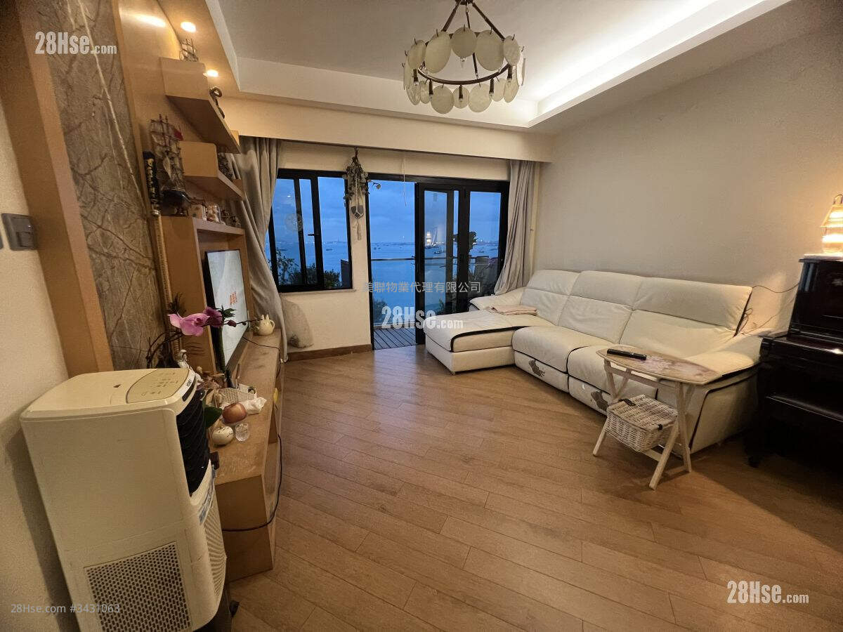 Spring Seaview Terrace Sell 3 Bedrooms 1,042 ft² ( 96.8 m² )